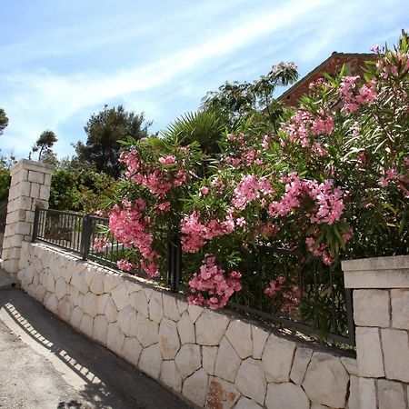 Apartment Udovicic Trogir Eksteriør bilde
