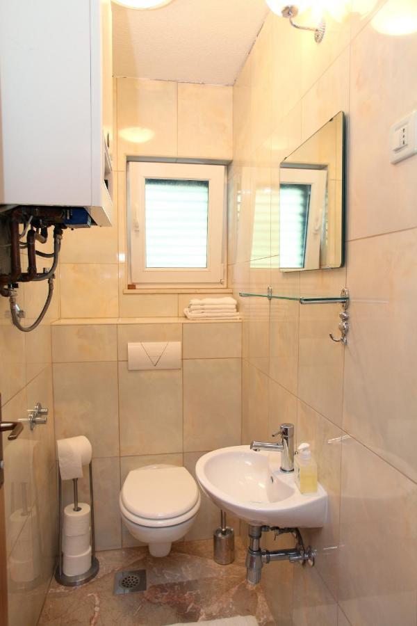 Apartment Udovicic Trogir Eksteriør bilde