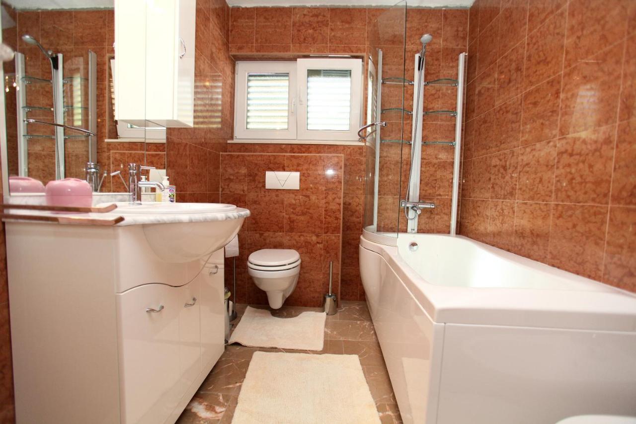 Apartment Udovicic Trogir Eksteriør bilde