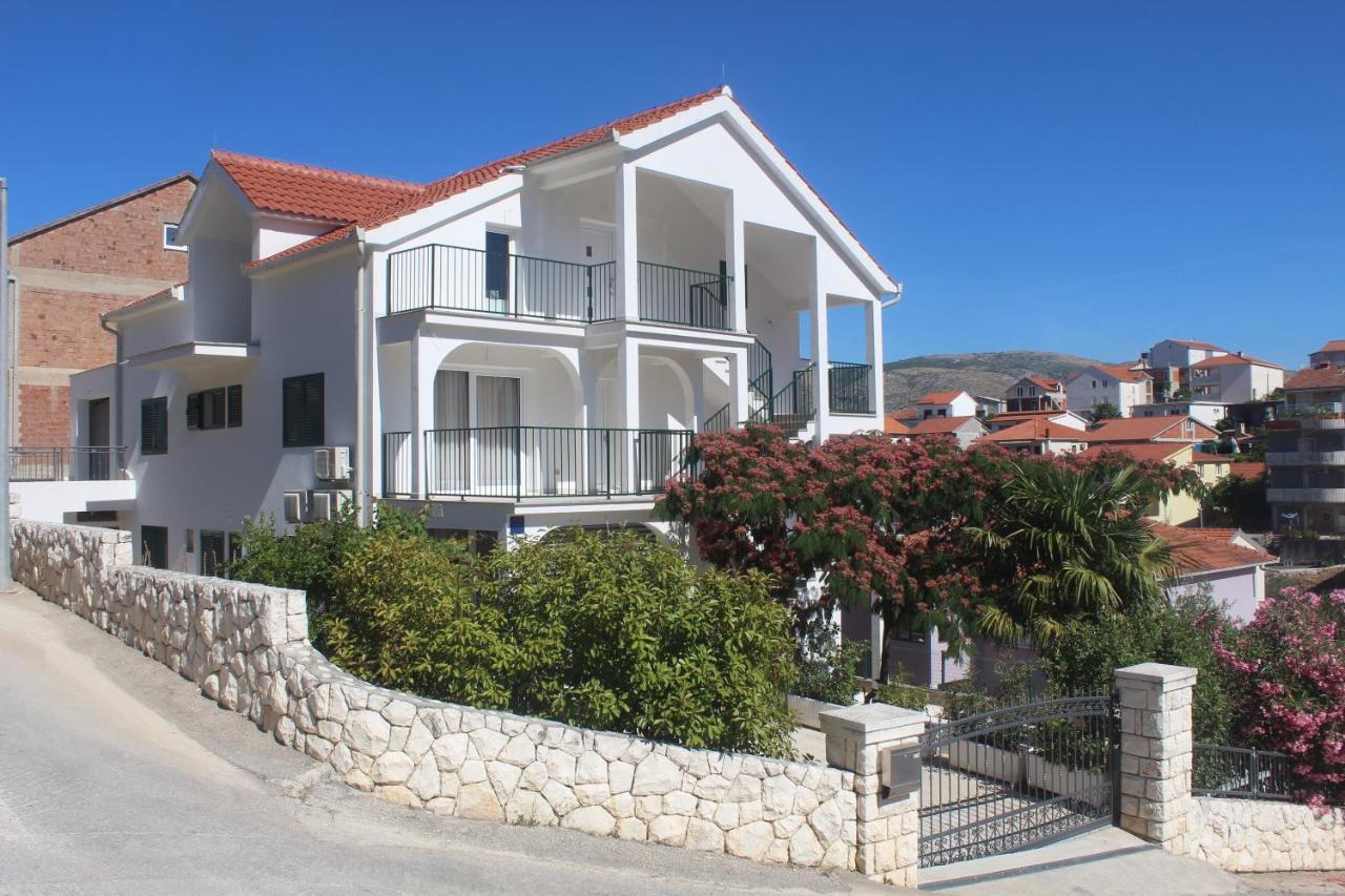 Apartment Udovicic Trogir Eksteriør bilde
