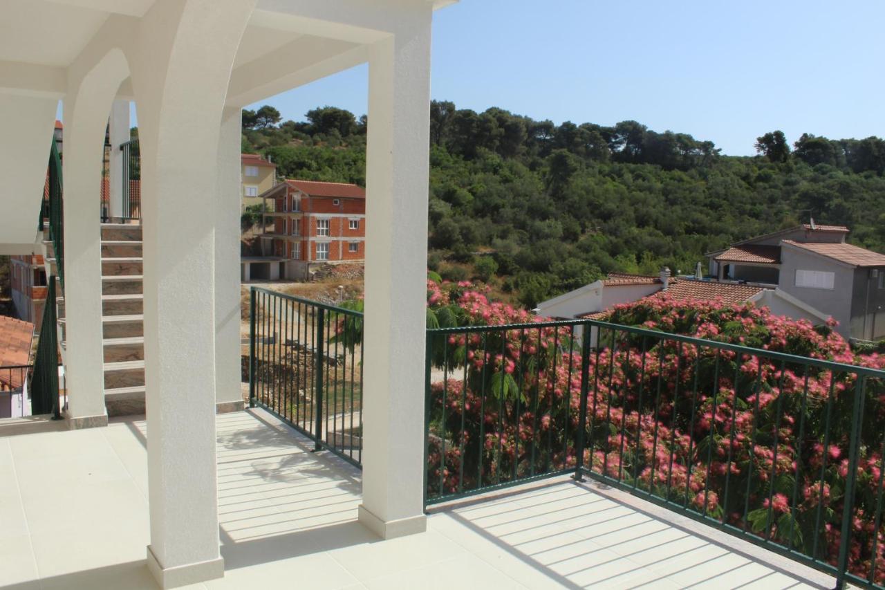 Apartment Udovicic Trogir Eksteriør bilde